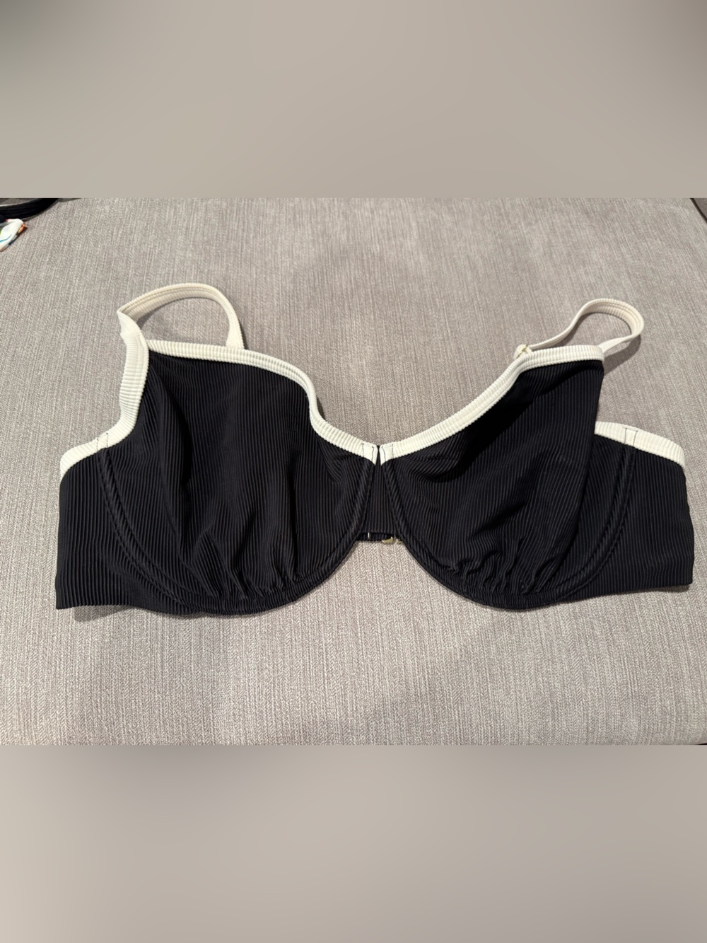 Abercrombie & Fitch Curve Love Bikini Top